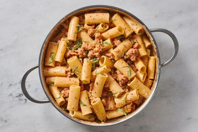 ပူပူစပ်စပ်လေးနဲ့အရသာရှိတဲ့ Creamy Mustard Pasta